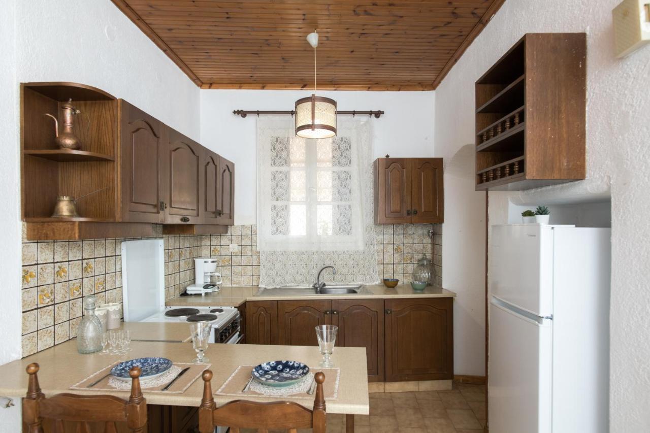 Neoclassical Manor House Poros Town Ngoại thất bức ảnh